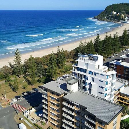 Wyuna Beachfront Holiday Apartments Gold Coast Luaran gambar