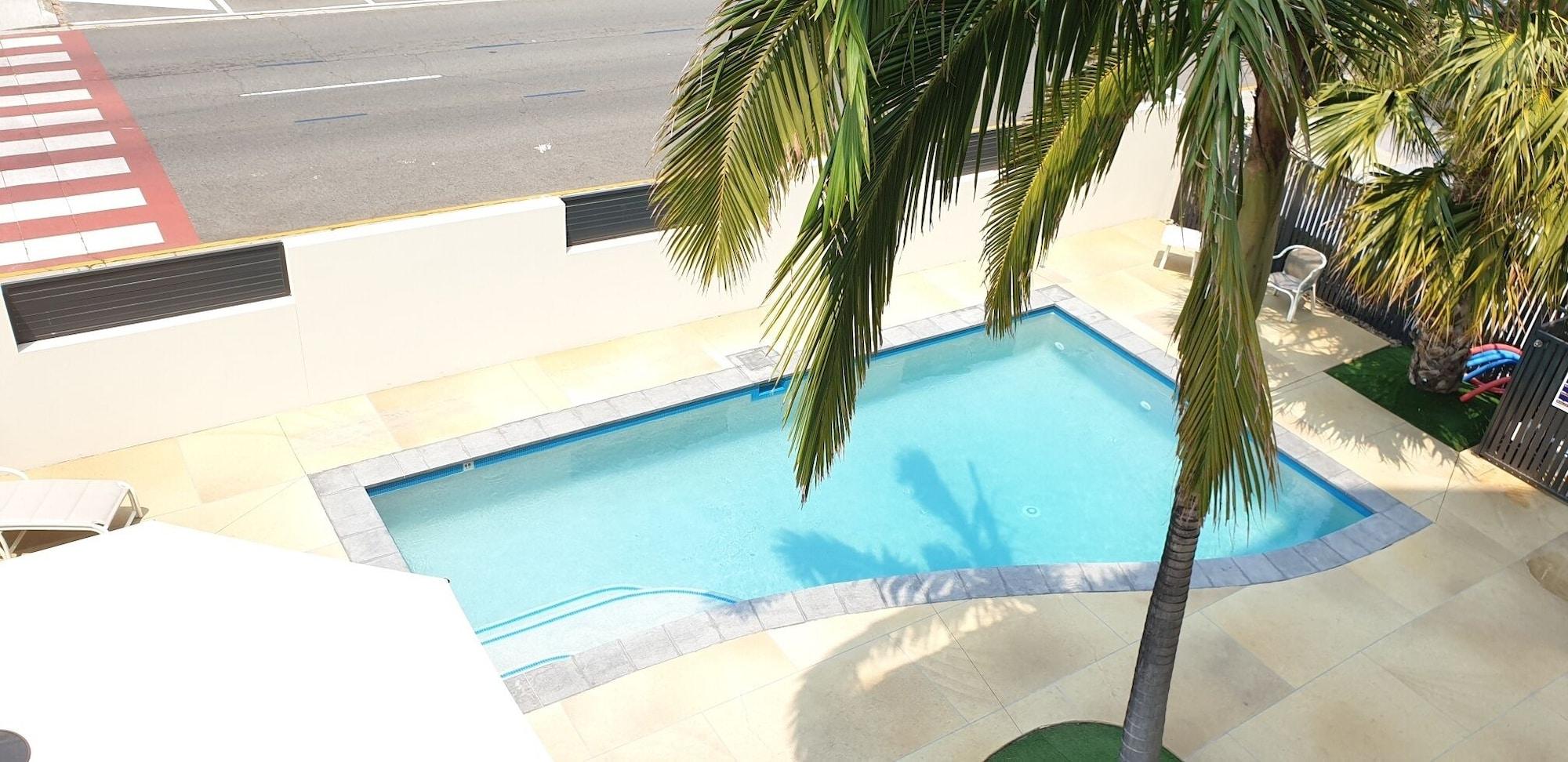 Wyuna Beachfront Holiday Apartments Gold Coast Luaran gambar
