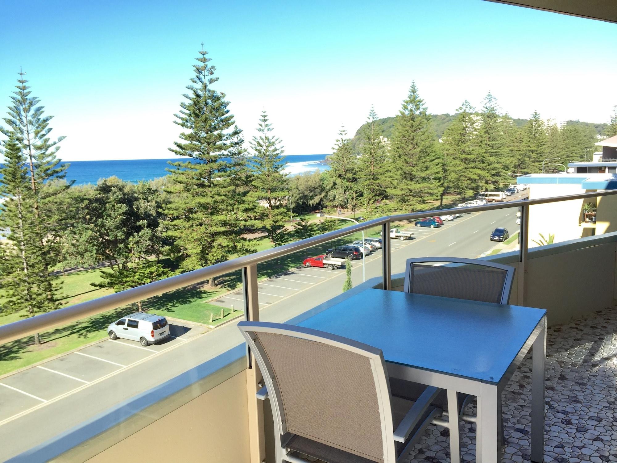 Wyuna Beachfront Holiday Apartments Gold Coast Luaran gambar