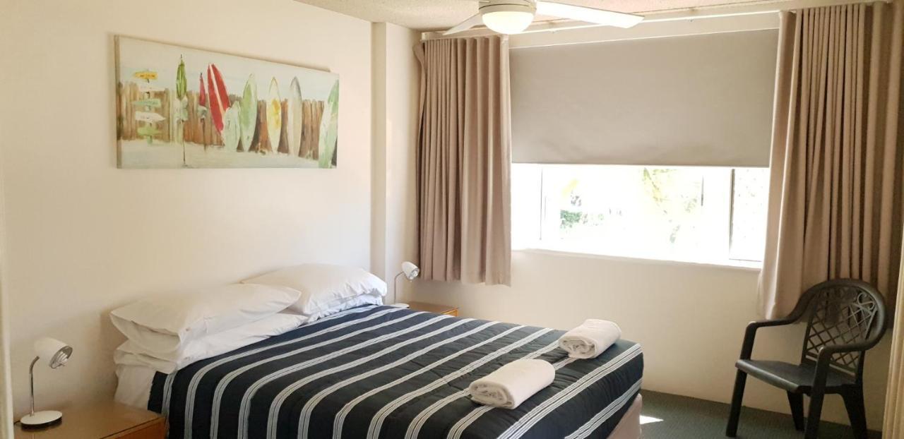 Wyuna Beachfront Holiday Apartments Gold Coast Luaran gambar