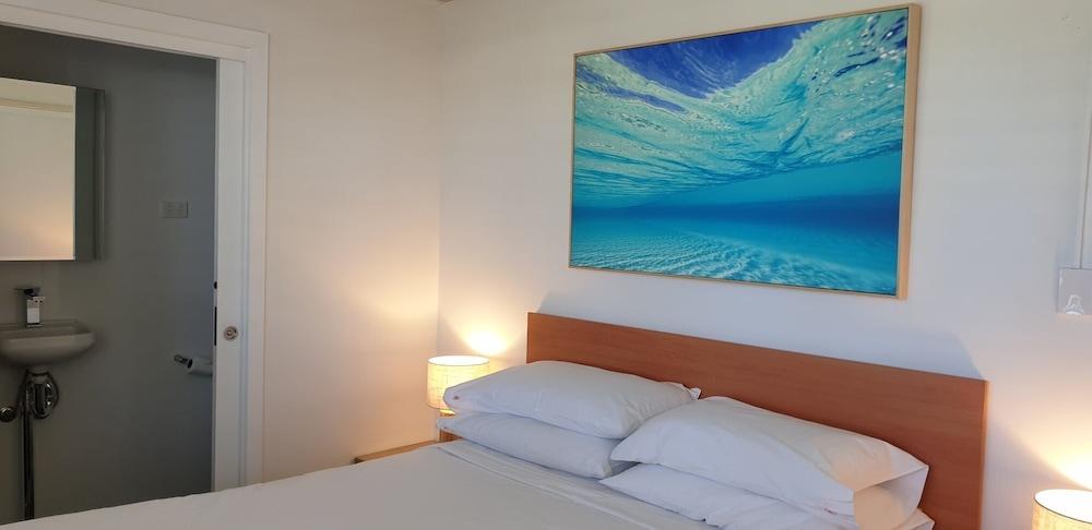 Wyuna Beachfront Holiday Apartments Gold Coast Luaran gambar