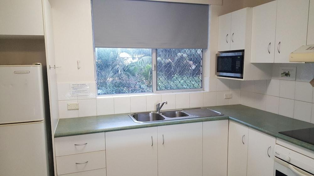 Wyuna Beachfront Holiday Apartments Gold Coast Luaran gambar
