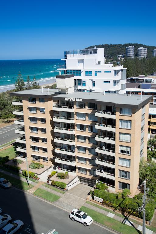Wyuna Beachfront Holiday Apartments Gold Coast Luaran gambar