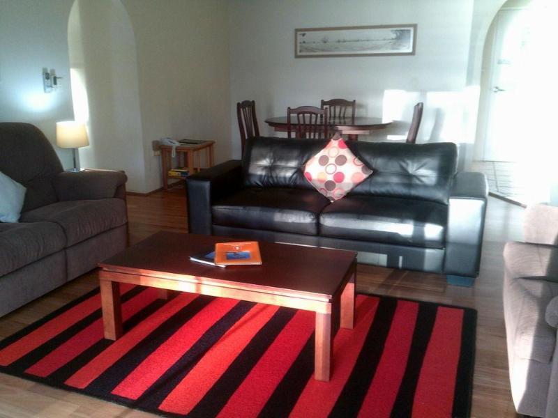 Wyuna Beachfront Holiday Apartments Gold Coast Luaran gambar